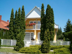 Familia nyaraló 26 Balatonmariafürdö